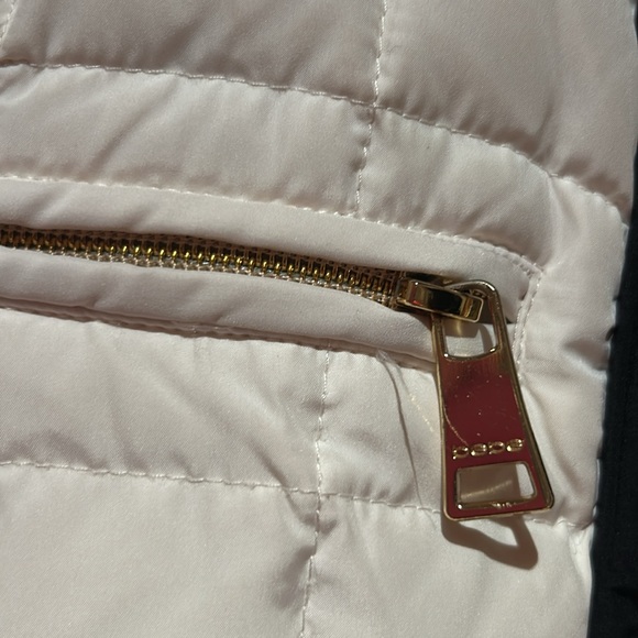 Gorgeous coat; puff jacket so rich in cream black and gold - Picture 3 of 4